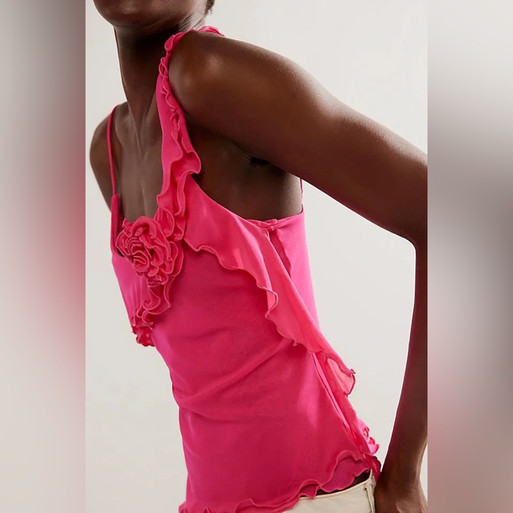 NWOT Ruffled Mesh Top - Picture 3 of 6